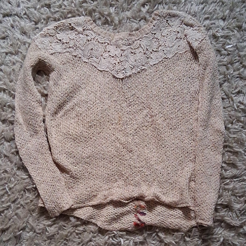 Buckle Cream Lace Women's Sweater